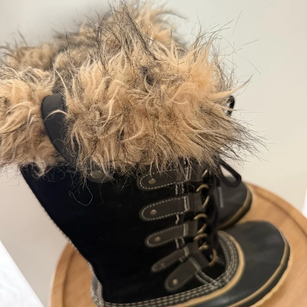 Sorel Black Faux Fur Lace Up Waterproof Winter Boots Women’s Size 6